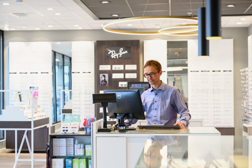 Optiker hos Volda Tørre øyne klinikk - en del av Interoptik Nymark Volda