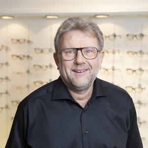 Ansatt hos Interoptik Holvik