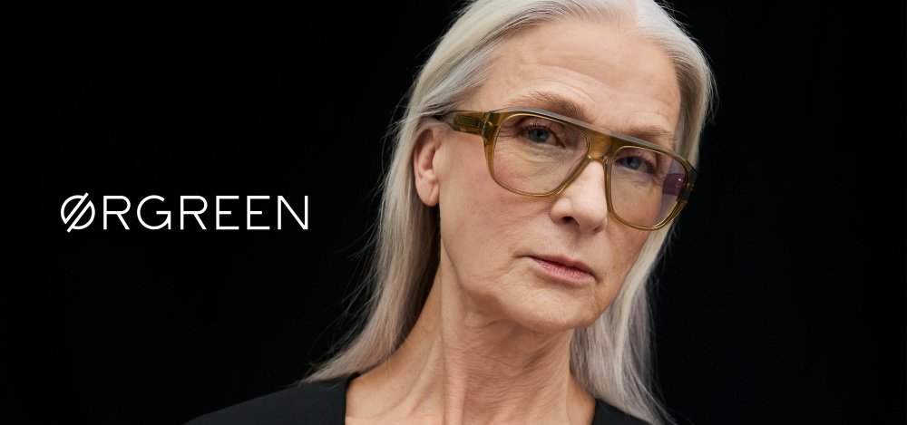 Eldre dame med briller fra Ørgreen